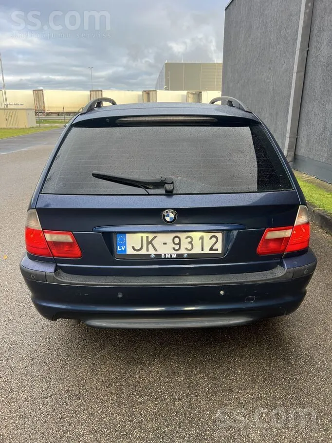 BMW 320 2003 photo 4