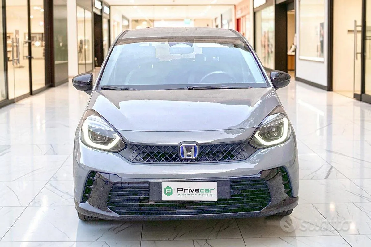 Honda Jazz 2025 photo 2