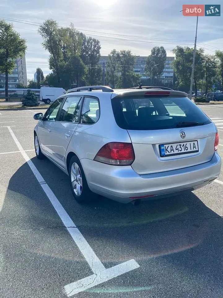 Volkswagen Golf 2009 photo 4
