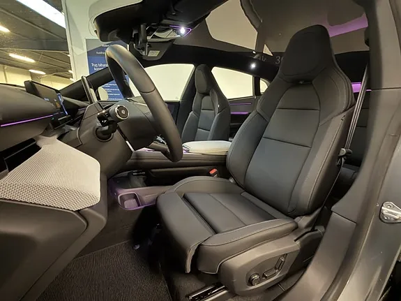 Polestar 4 2025 photo 3