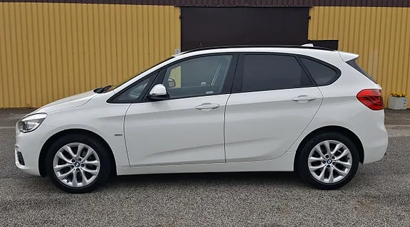 BMW 218D 2017 photo 3