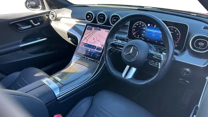 Mercedes-Benz C-Class 2024 photo 3