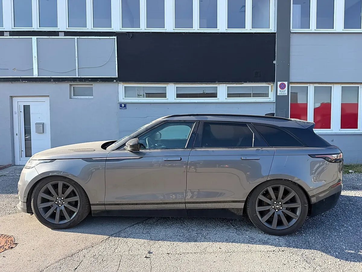 Land Rover Range Rover Velar 2017 photo 3
