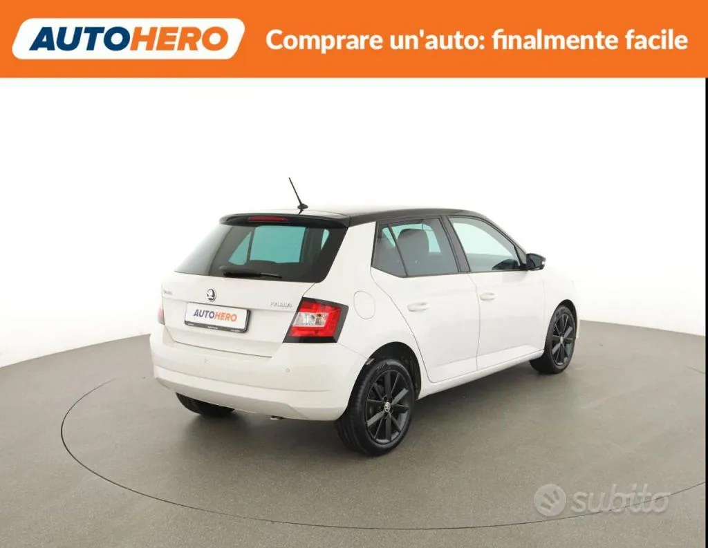 Skoda Fabia 2016 photo 5