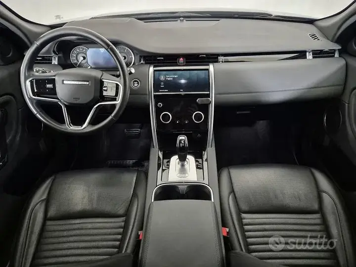 Land Rover Discovery Sport 2023 photo 4