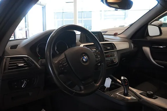 BMW 118I 2018 photo 2