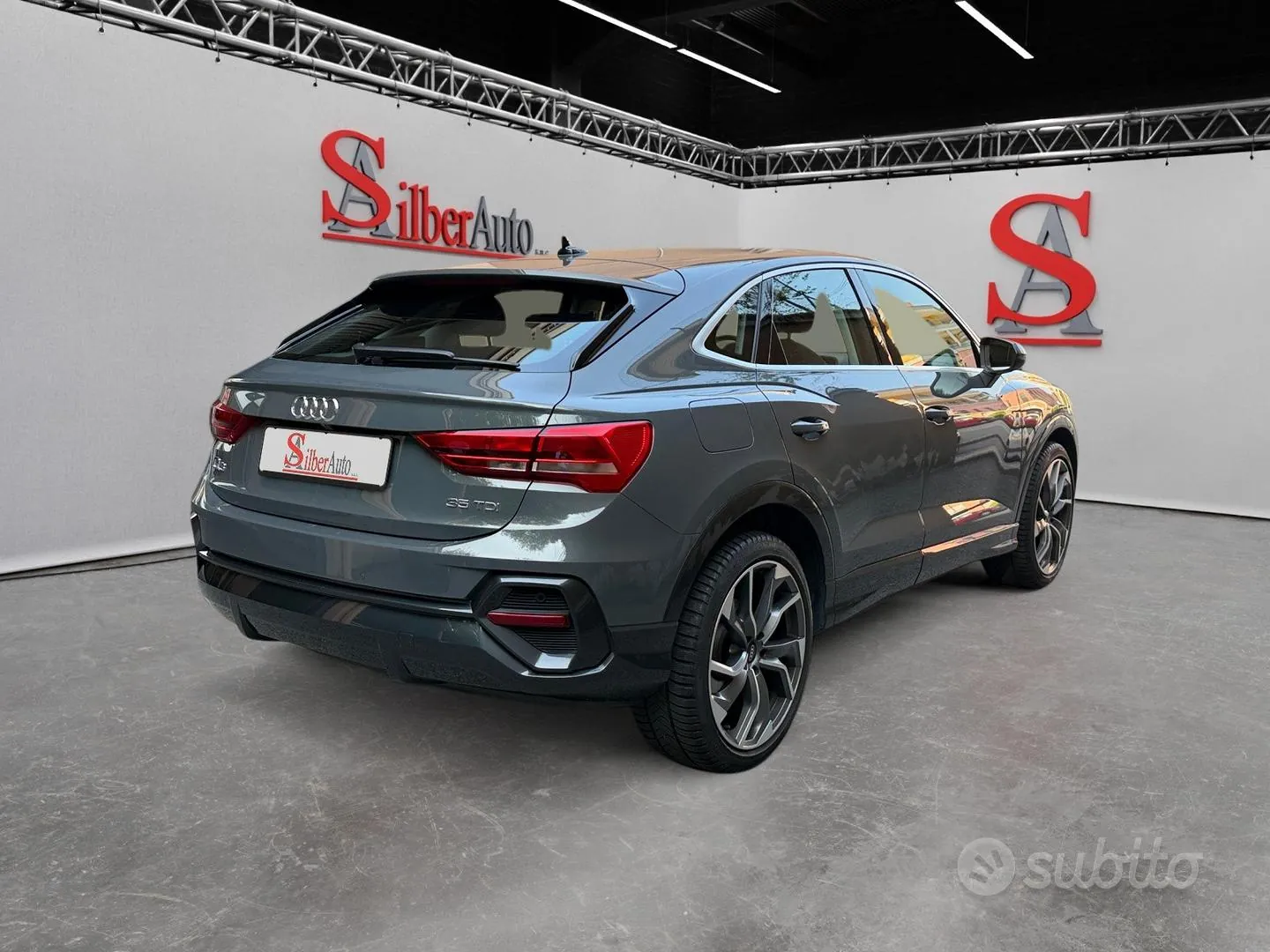 Audi Q3 2021 photo 5