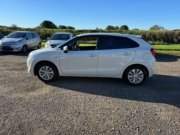 Suzuki Baleno 2016 photo 2