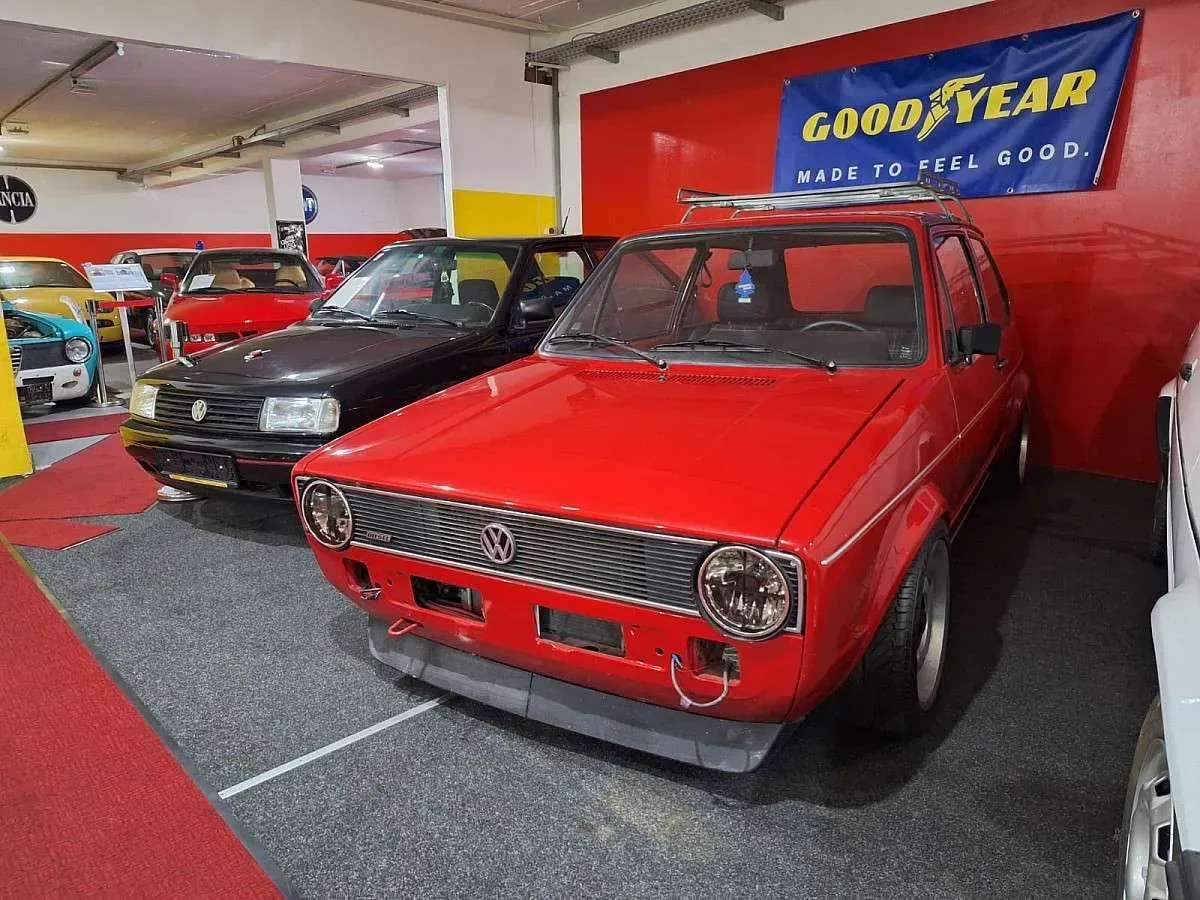 Volkswagen Golf 1984 photo 2