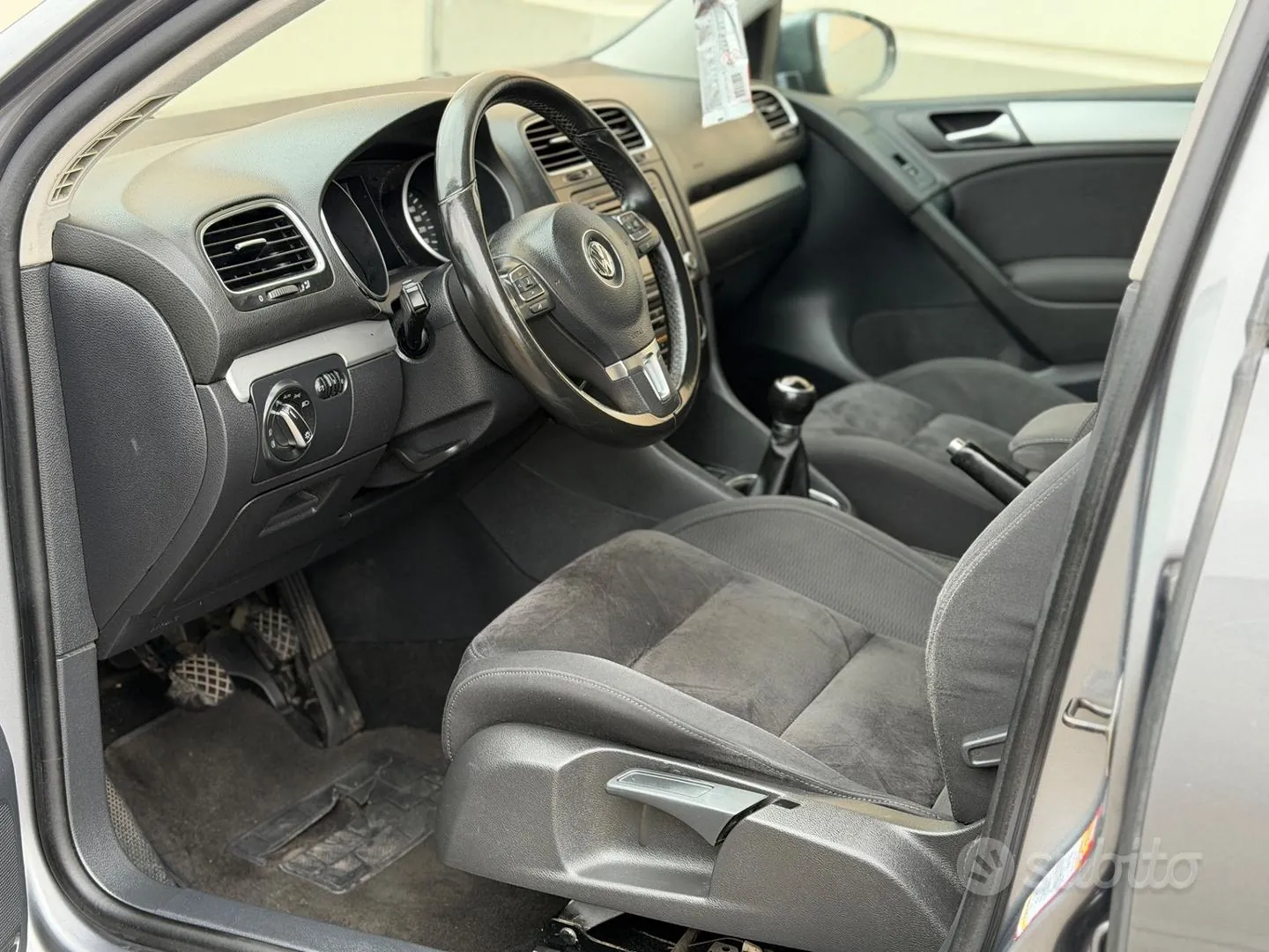 Volkswagen Golf 2011 photo 5