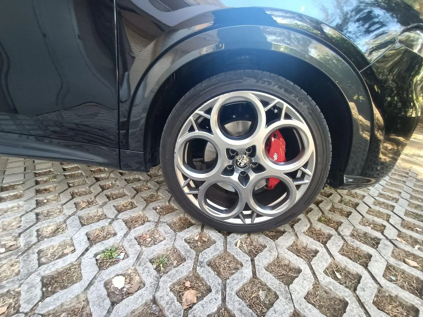 Alfa Romeo Tonale 2023 photo 4