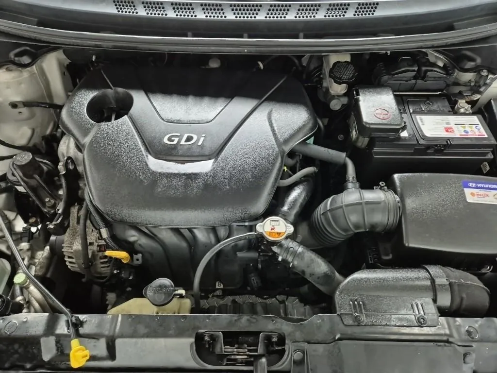 Hyundai Avante 2014 photo 5