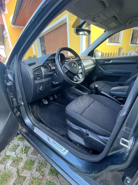 Skoda Fabia 2018 photo 2