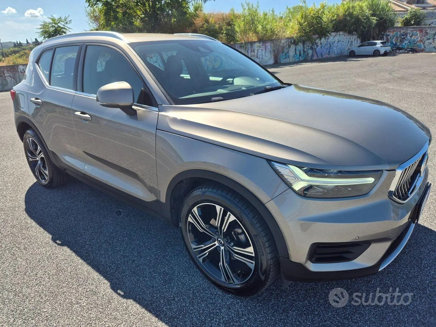 Volvo Xc40 2019 photo 2