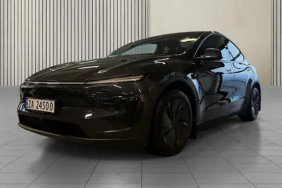 Tesla Model Y 2026 photo 3