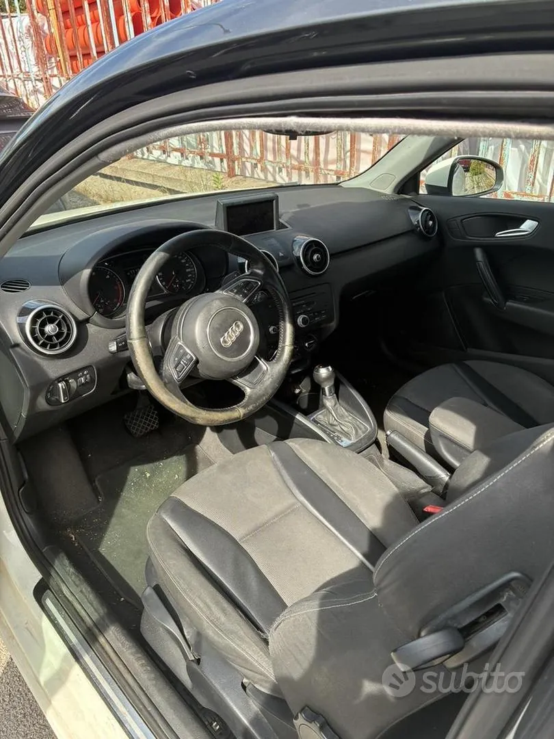 Audi A1 2012 photo 4