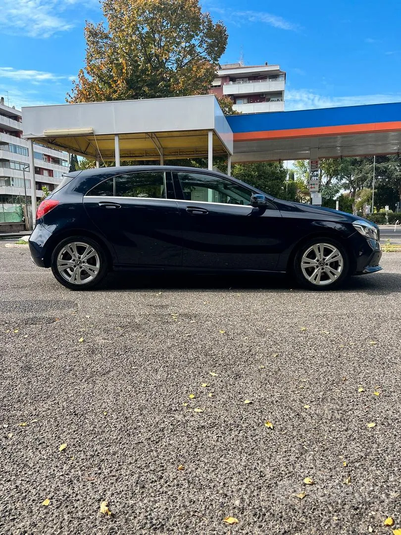 Mercedes-Benz A 180 D 2018 photo 3