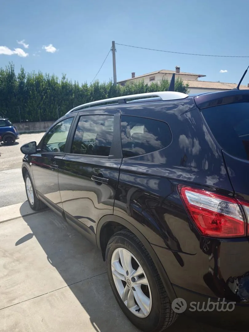 Nissan Qashqai 2011 photo 2
