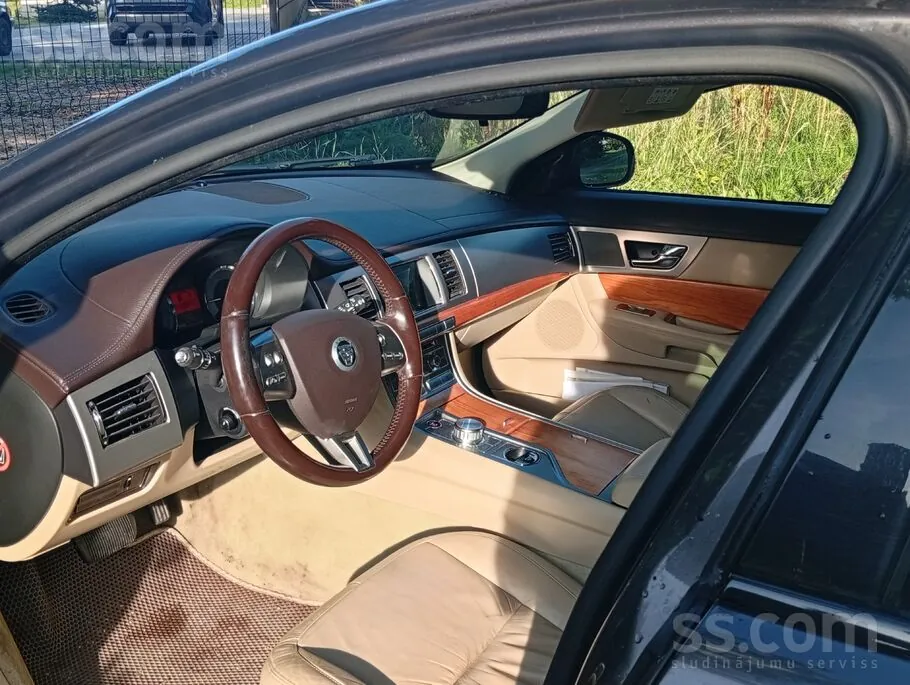 Jaguar Xf 2008 photo 4