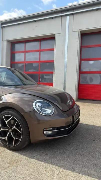 Volkswagen Beetle 2015 photo 2