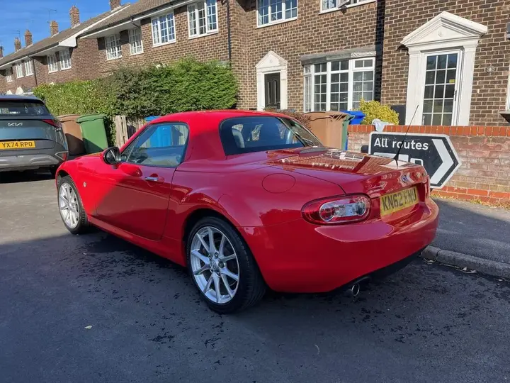 Mazda Mx-5 2012 photo 4