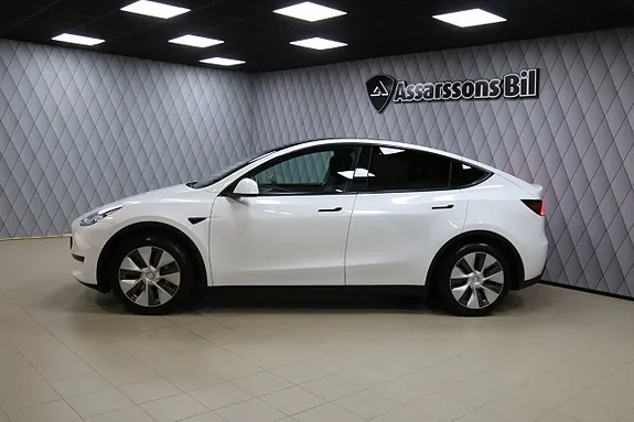 Tesla Model Y 2023 photo 3