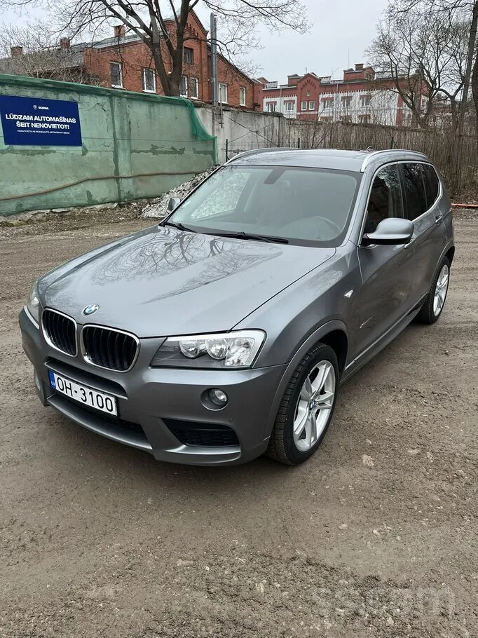 BMW X3 2012 photo 2