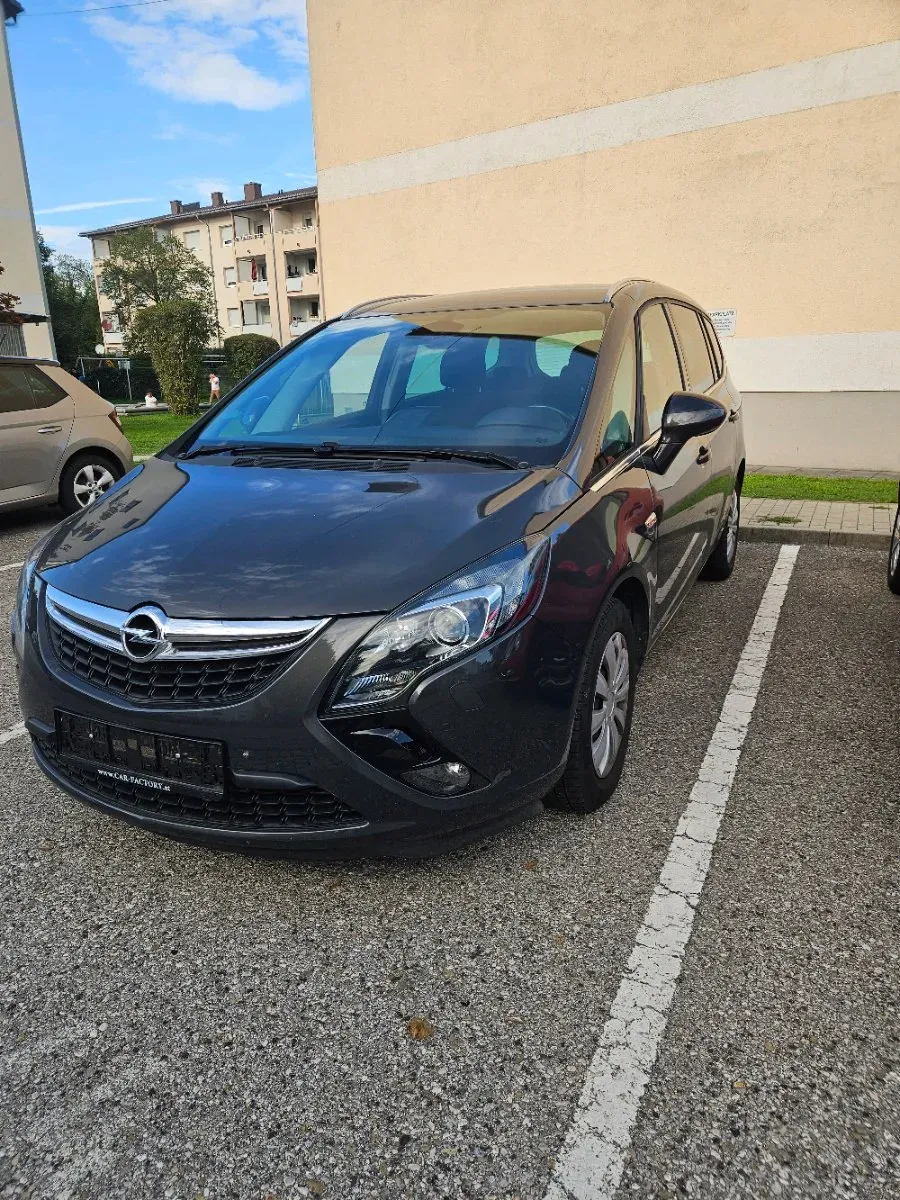 Opel Zafira Tourer