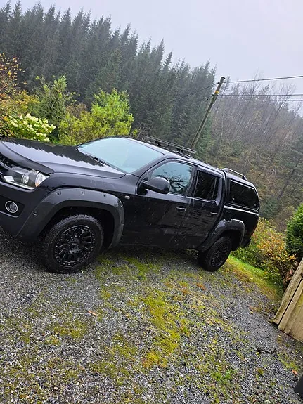 Volkswagen Amarok 2012 photo 2