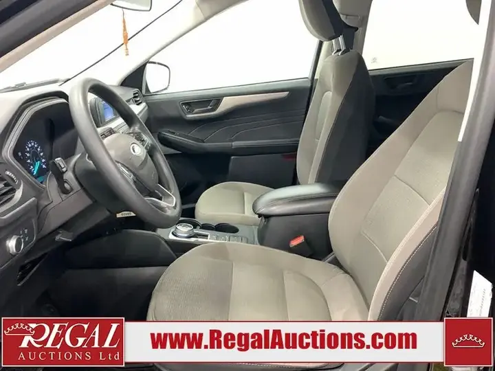 Ford Escape 2022 photo 5