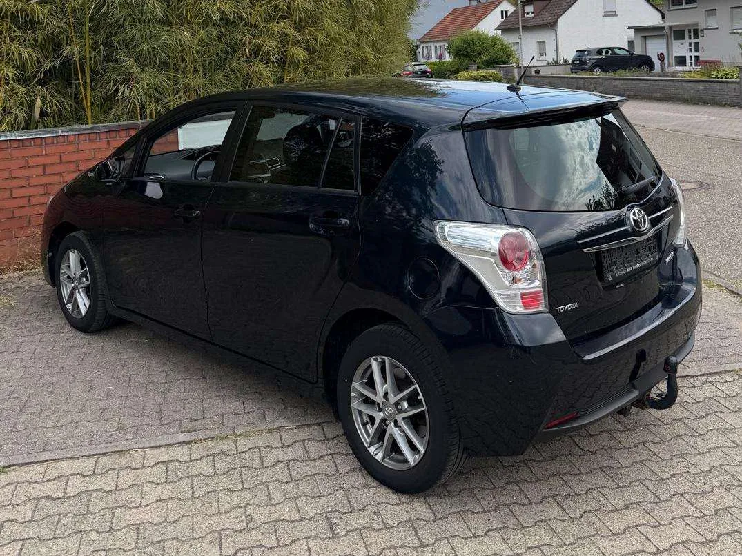 Toyota Verso 2015 photo 4