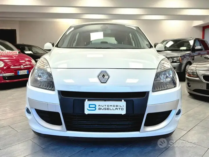 Renault Scenic 2009 photo 2