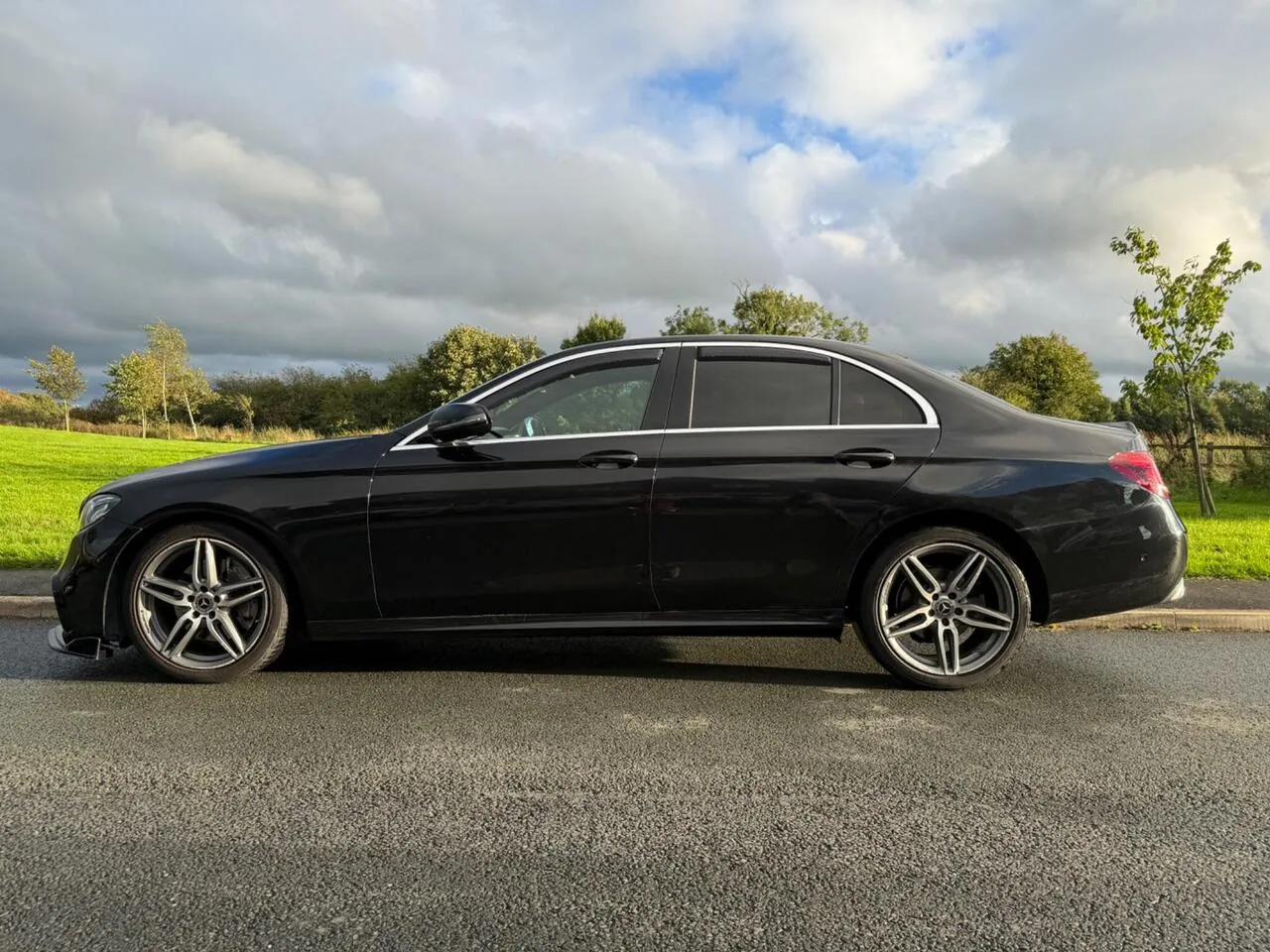 Mercedes-Benz E-Class 2019 photo 4