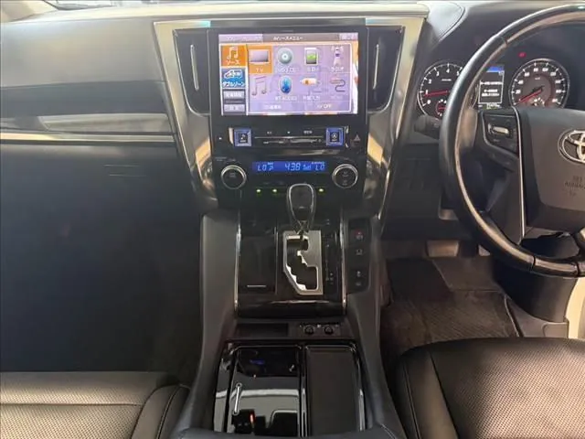 Toyota Alphard 2019 photo 3