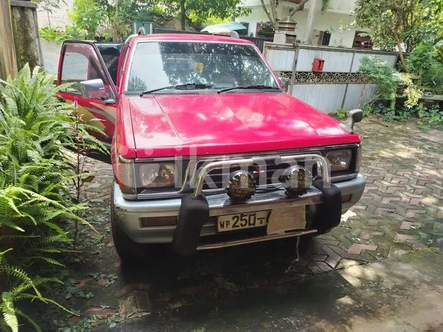 Mitsubishi L200 1998 photo 5