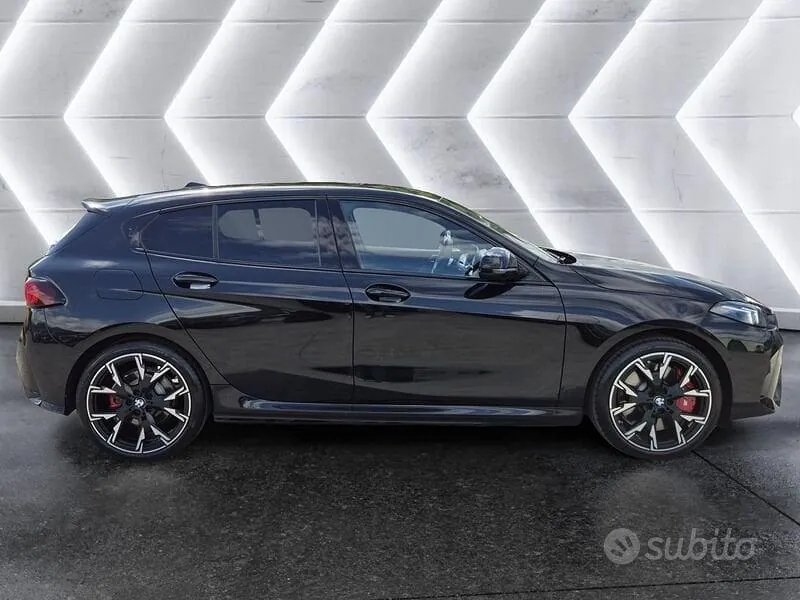 BMW 1 Series 2026 photo 5