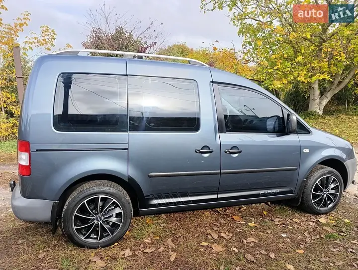 Volkswagen Caddy 2005 photo 3