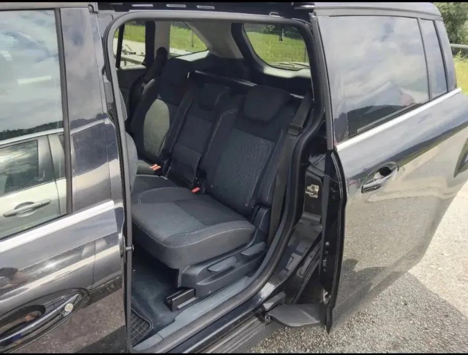 Ford C-Max 2012 photo 3