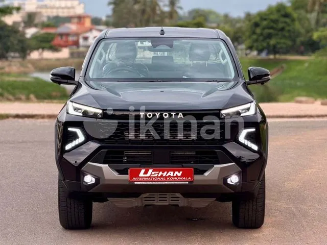 Toyota Hilux 2026 photo 2