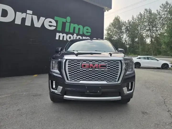 GMC Yukon 2023 photo 2