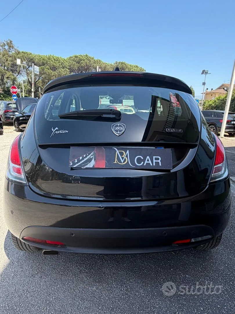 Lancia Ypsilon 2022 photo 4
