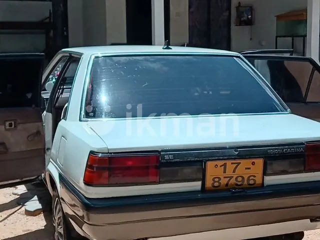 Toyota Carina 1985 photo 2