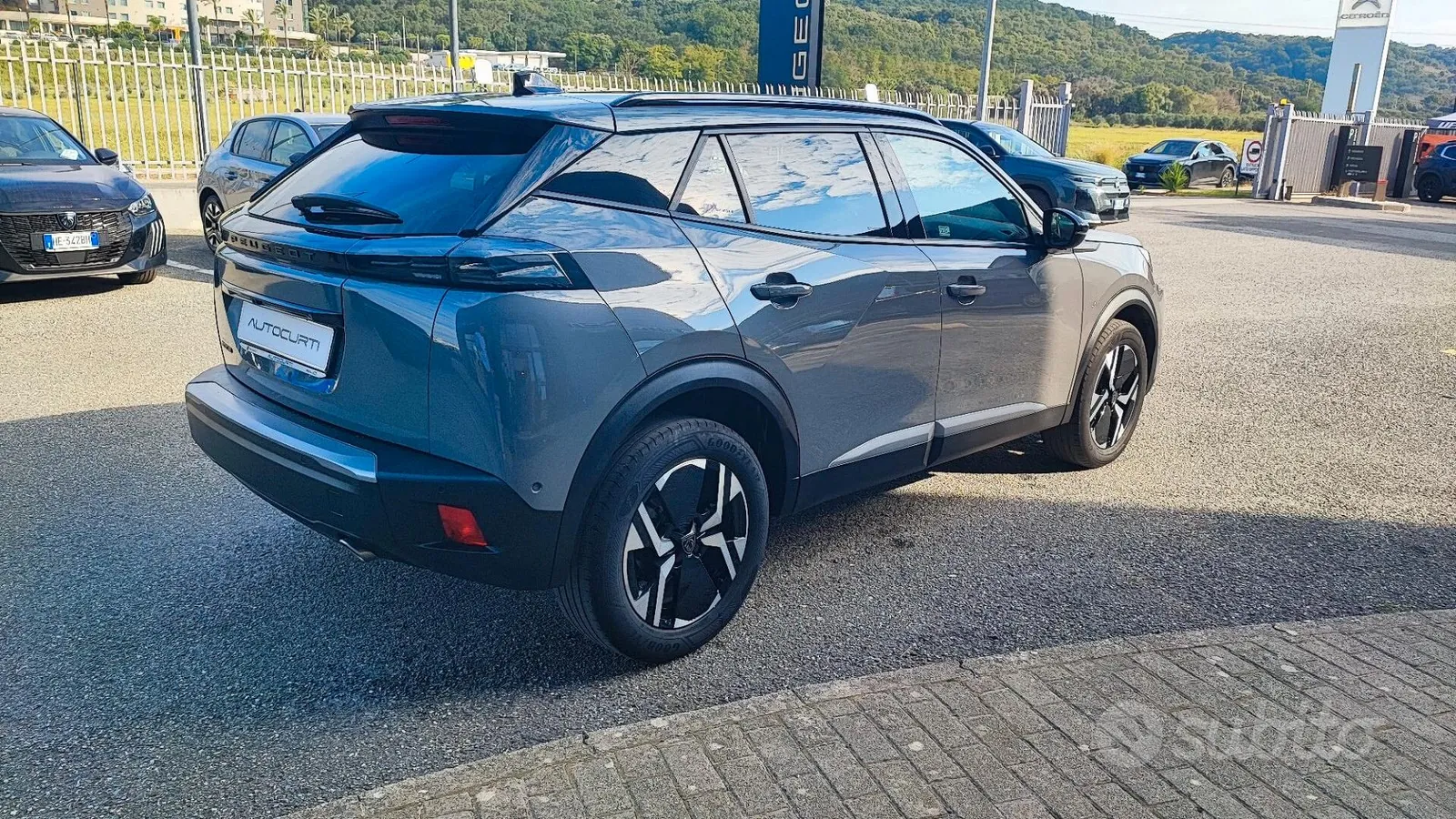 Peugeot 2008 2023 photo 3
