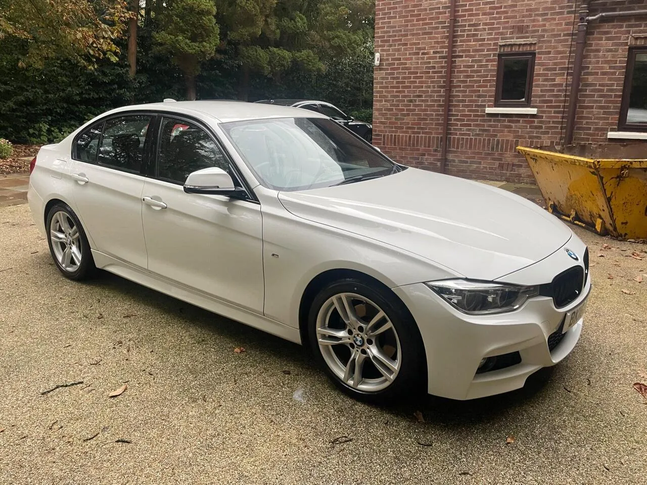 BMW 3 Series 2016 photo 2