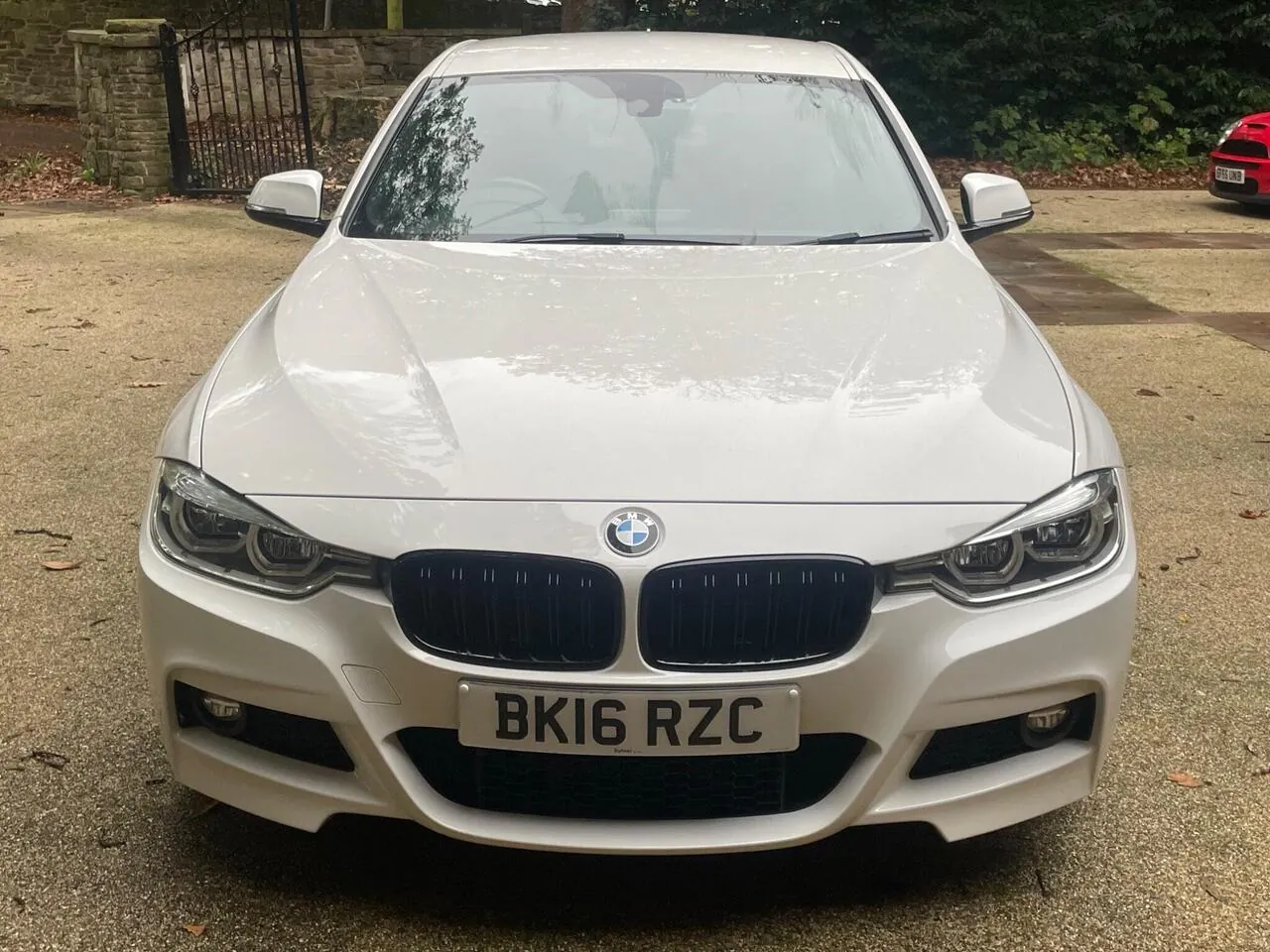 BMW 3 Series 2016 photo 3