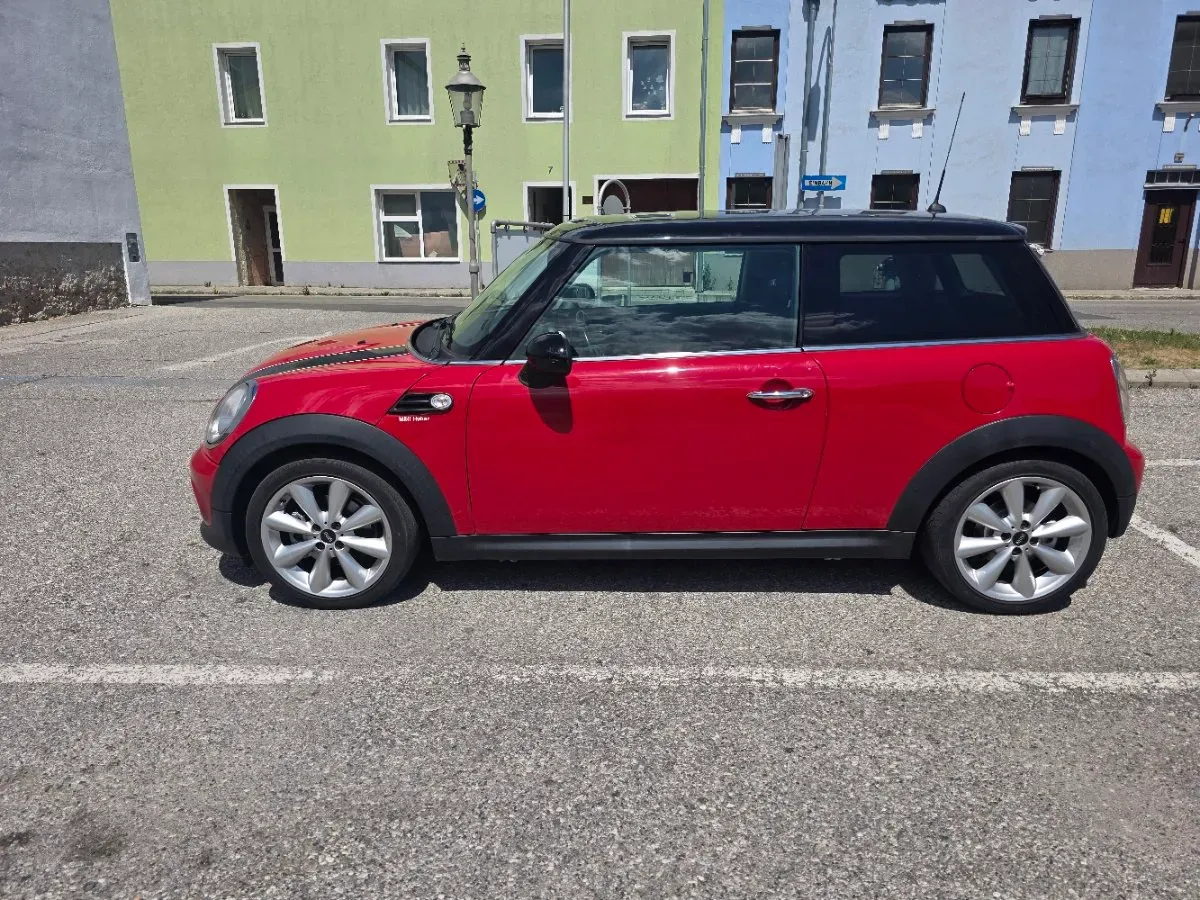 Mini Cooper S 2012 photo 3