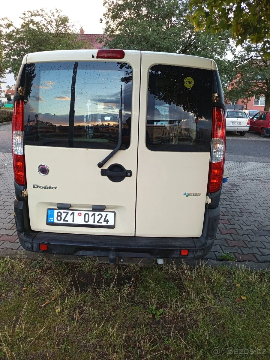 Fiat Doblo 2009 photo 3