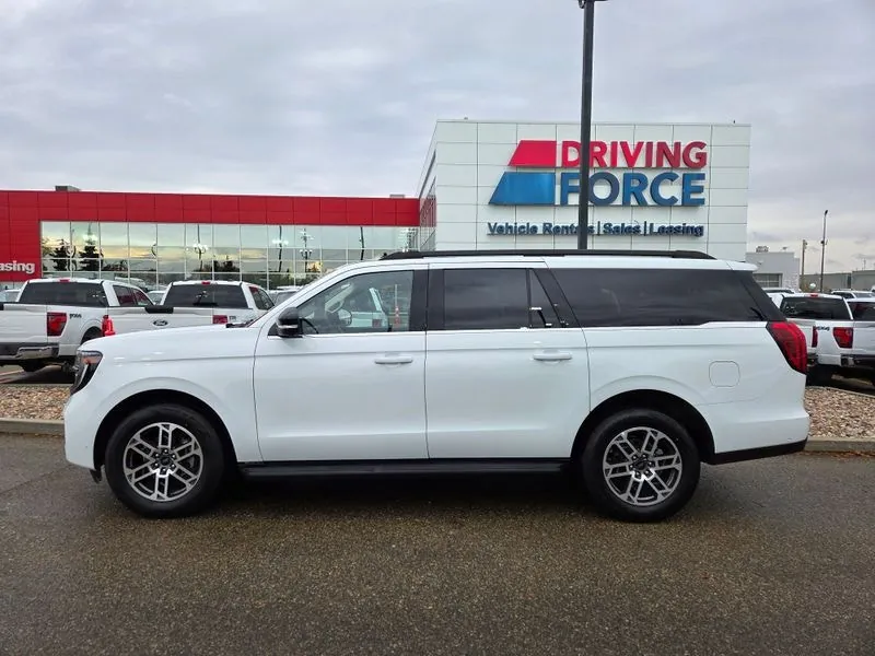 Ford Expedition 2025 photo 2