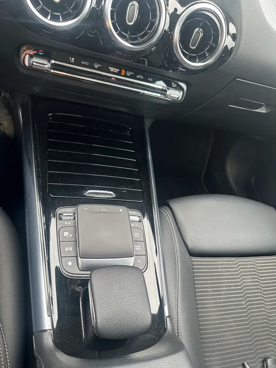 Mercedes-Benz Gla 2020 photo 3