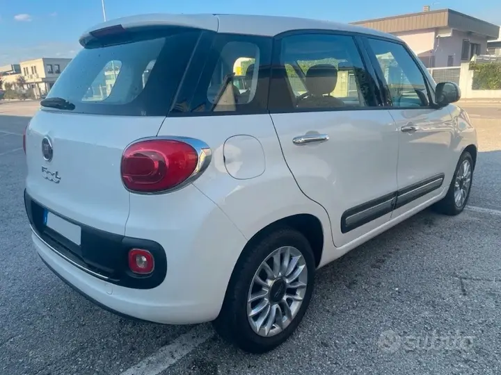 Fiat 500L 2014 photo 3
